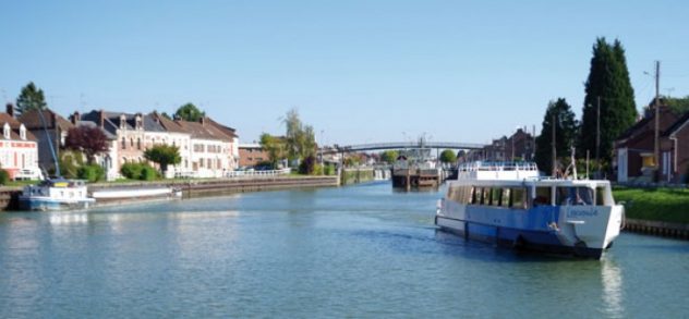 bateau-escapade-longueil-annel